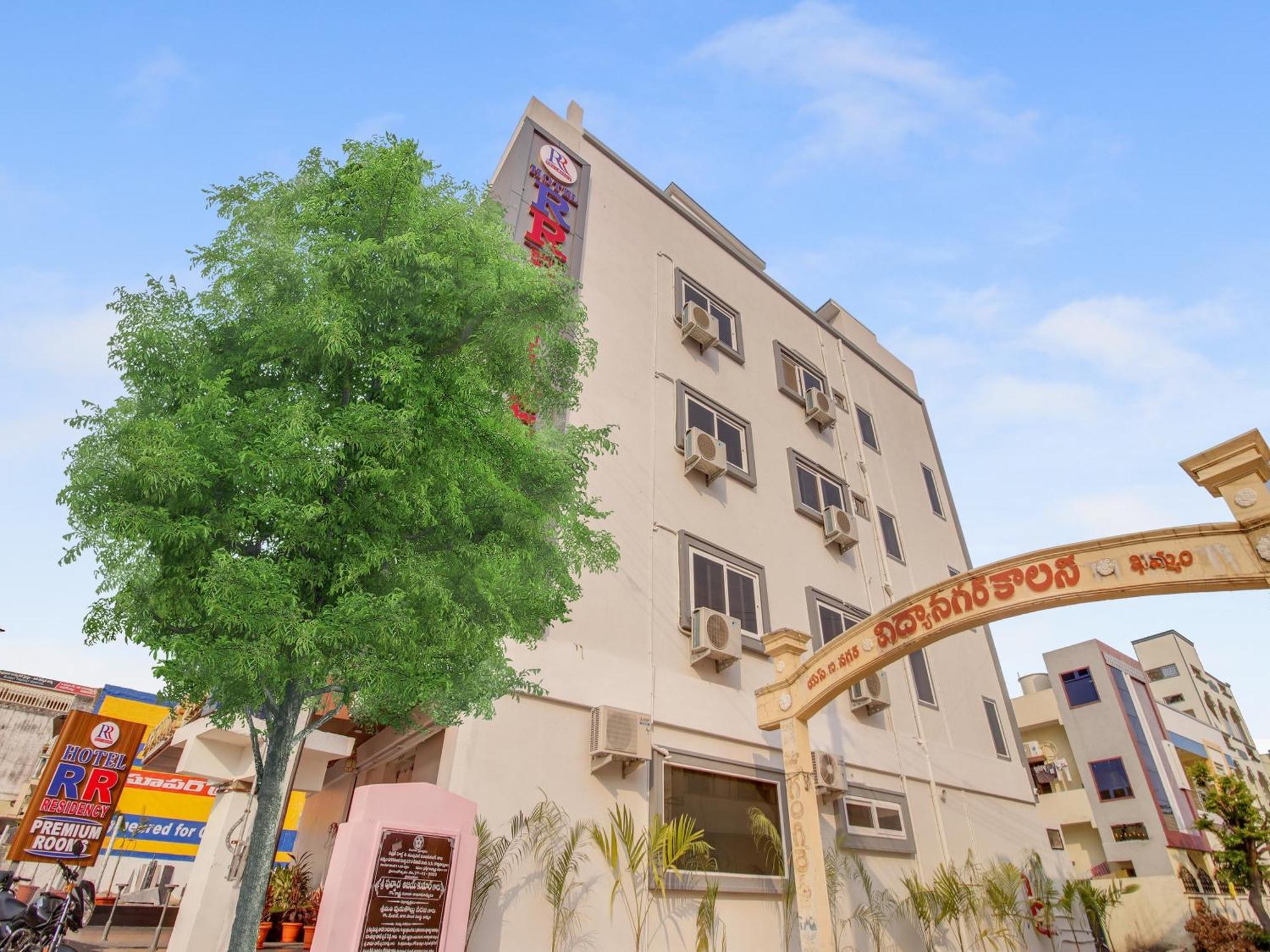 Hotel O Rr Residency Khammam Exteriér fotografie